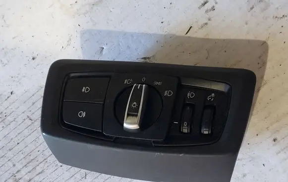 BMW 2 F46 Light switch 6824890 3473040105