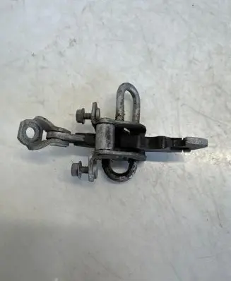 Iveco Daily 6th gen Front door check strap stopper 3800395