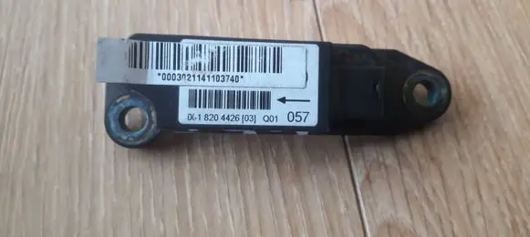 Mercedes-Benz C W203 Airbag deployment crash/impact sensor 0018204426 0003021141103740
