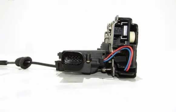 Volkswagen Bora Front door lock kodo