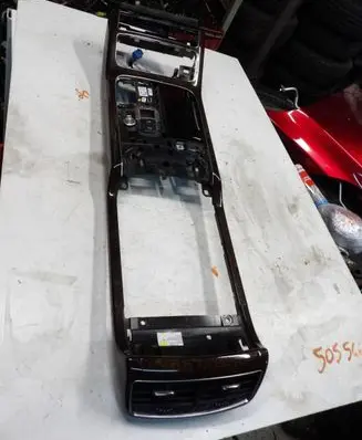 Audi A8 S8 D4 4H Center console