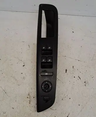 KIA Ceed Electric window control switch 823511H020