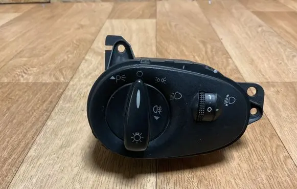 Ford Focus Light switch 98AG13A024CH 04052524