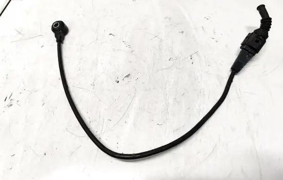 Audi A4 S4 B6 8E 8H Detonation knock sensor 06c905377