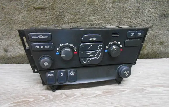 Volvo S60 Climate control unit 8697140