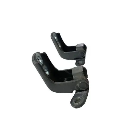 Nissan Rogue Front door hinge set 