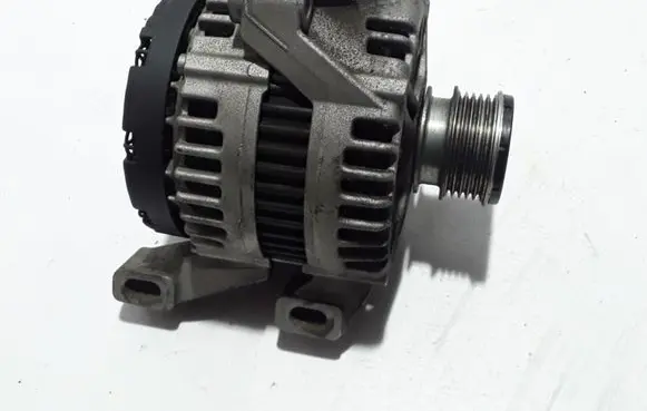 Volvo XC60 Generator/alternator 30659341