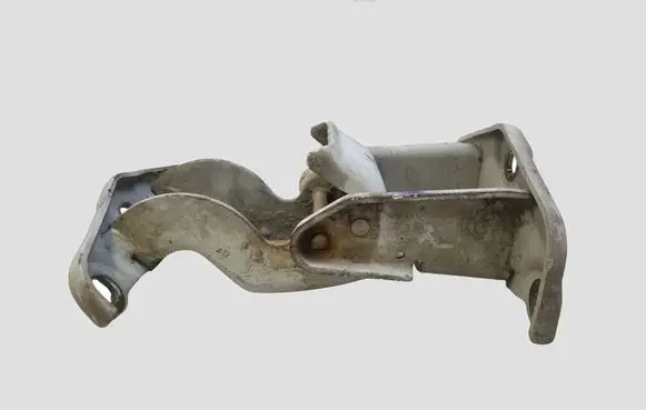 Opel Vivaro Loading door lower hinge 312304 66379