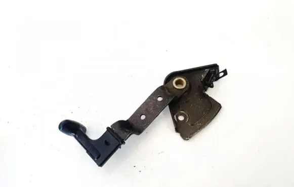 Engine bonnet (hood) release handle