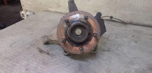 Chrysler Pacifica Front wheel hub spindle knuckle 