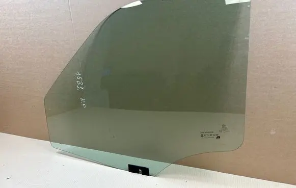 Opel Combo D Front door window glass four-door 