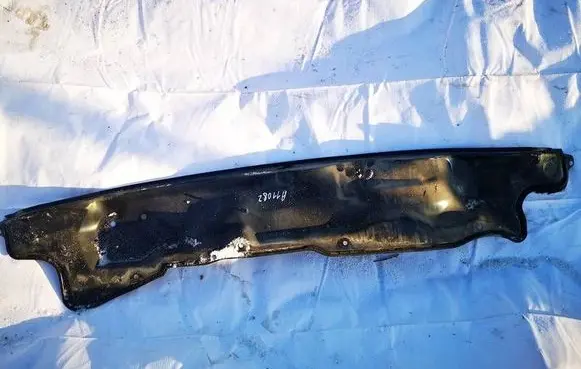 Seat Ibiza III (6L) Wiper trim 
