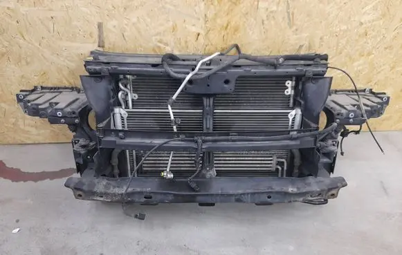 Volkswagen Touareg I Radiator support slam panel 7l0907341a 7l0121203g