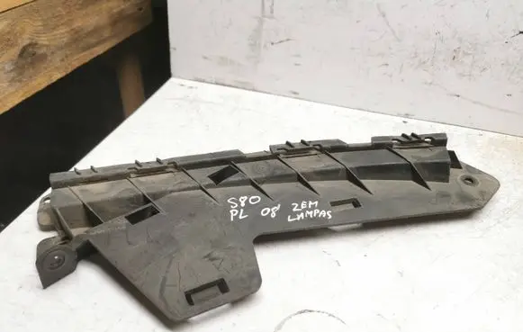 Volvo S80 Front bumper mounting bracket 30796388