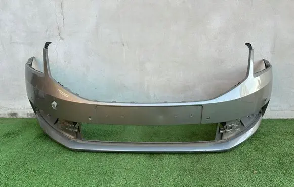 Skoda Octavia Mk3 (5E) Front bumper 5E0807221N