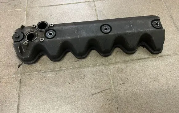 Volkswagen Crafter Rocker cam cover 074103475G 074103475