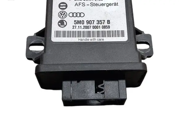 Volkswagen PASSAT B6 Day light relay 5M0907357B 5WK49189