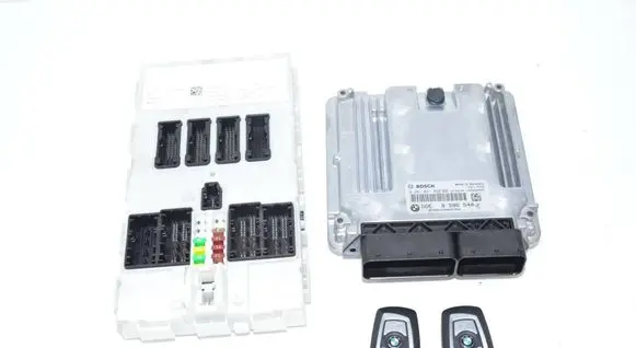 BMW 3 F30 F35 F31 Engine ECU kit and lock set 8586540 13618586540 13618573789