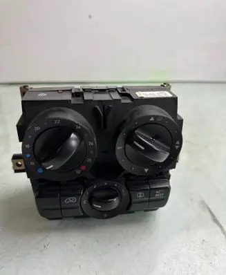 Mercedes-Benz Vito Viano W639 Climate control/heater control trim 7413270001