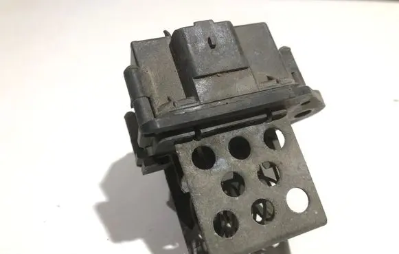 Citroen C4 Grand Picasso Coolant fan relay 9658508980