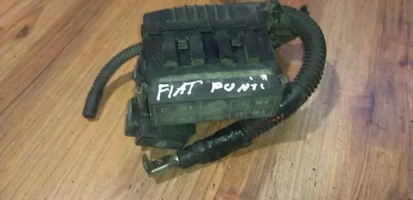 Fiat Punto (176) Fuse box set