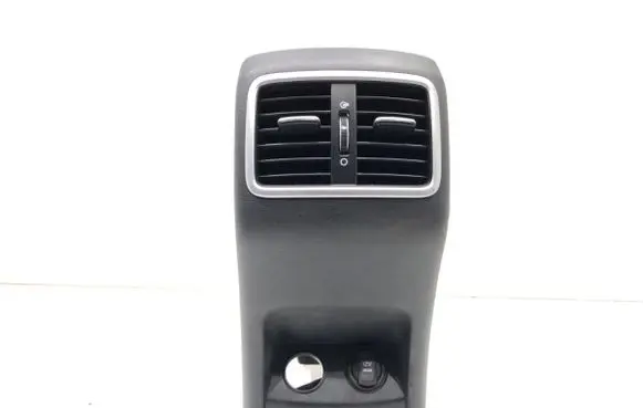 KIA Sportage Rear air vent grill