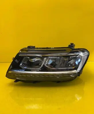 Volkswagen Tiguan Headlight/headlamp 5NB941035D