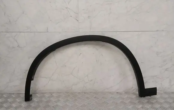 Front arch trim