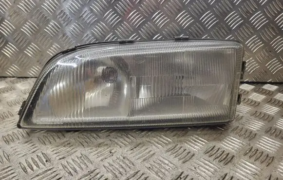 Volvo S70 V70 V70 XC Headlight/headlamp 14734300L