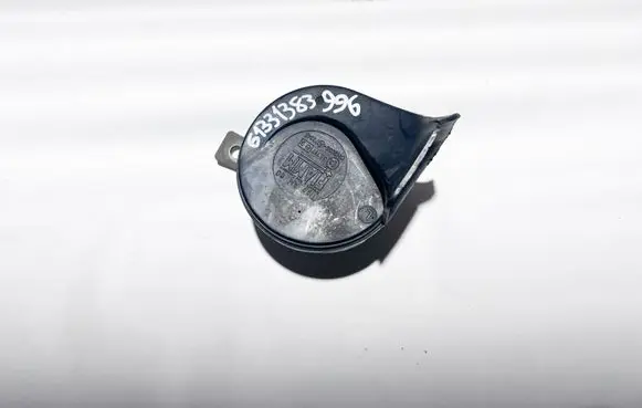 BMW 8 E31 Horn signal 1383996 61331383996