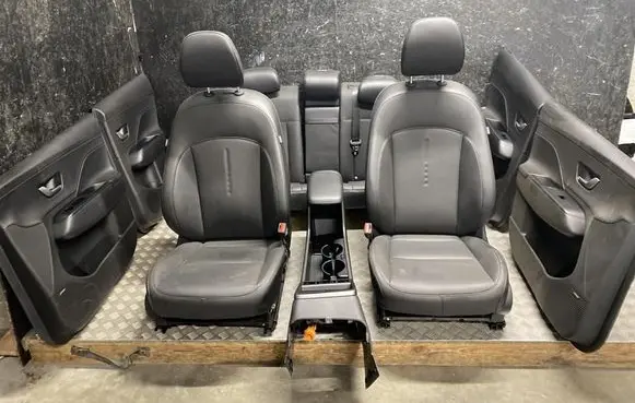 Hyundai Kona II Seat set 