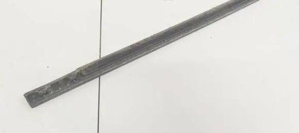 Skoda Superb B5 (3U) Front door glass trim molding 