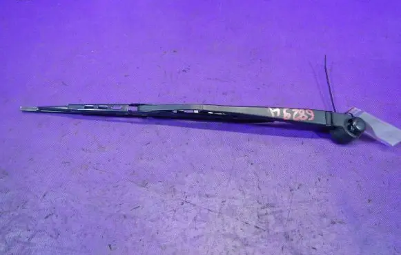 Seat Alhambra (Mk1) Rear wiper blade arm 7M3955707