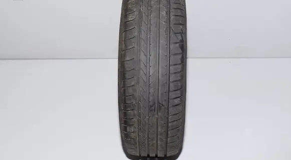 BMW 5 E39 R16 summer tire 