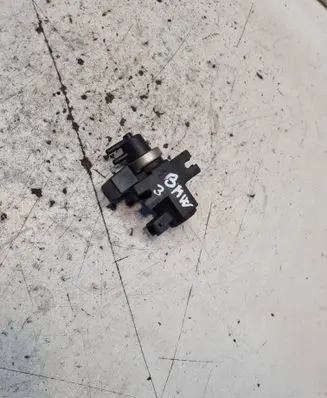 BMW 3 E46 Turbo solenoid valve 72279600 99T201 2247906