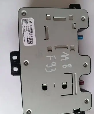 BMW 8 G15 Aerial antenna amplifier 8795960