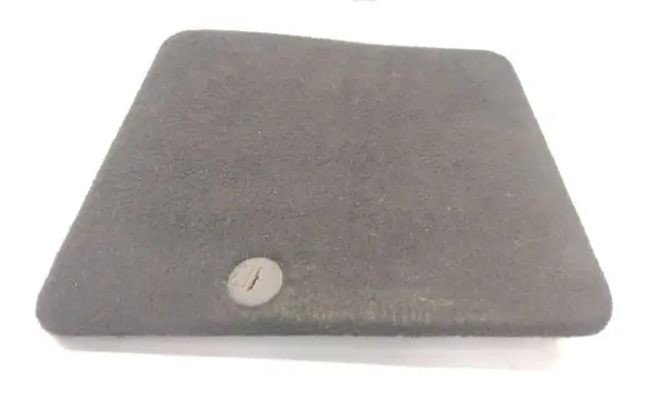 Trunk/boot lower side trim panel