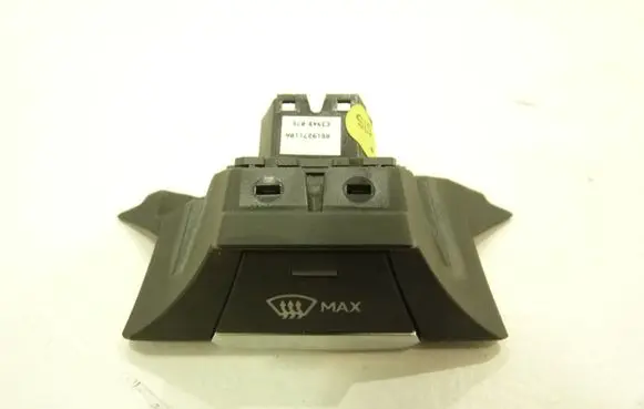 Audi TT TTS RS Mk3 8S Windscreen/window heater switch 8S1927118A