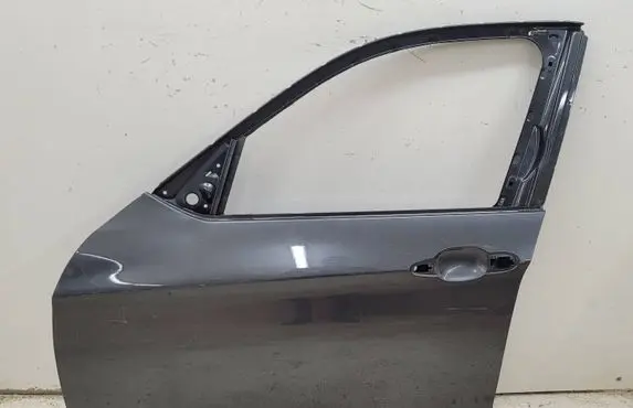 BMW X1 E84 Front door