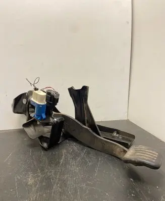 Volvo V70 Brake pedal 31202466