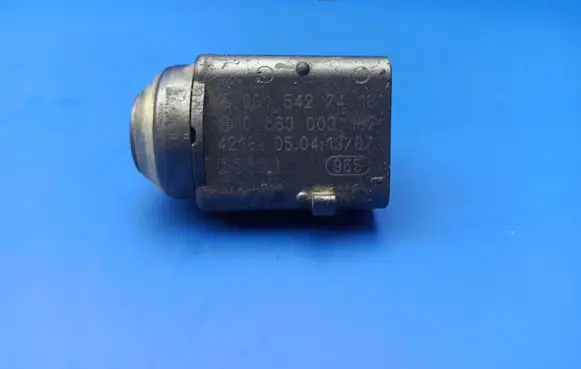 Mercedes-Benz E W211 Parking PDC sensor 0015427418 0263003167