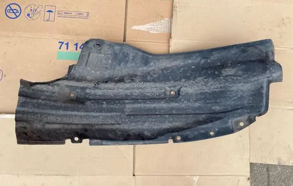 Mazda CX-7 Front wheel arch liner splash guards EG21