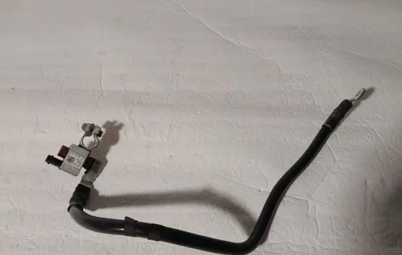 Audi A4 S4 B9 8W Negative earth cable (battery) 8W0915181A