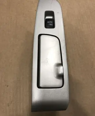 Lexus RX 330 - 350 - 400H Rear door window switch trim 7428048120 P4CN010W1 8403048070