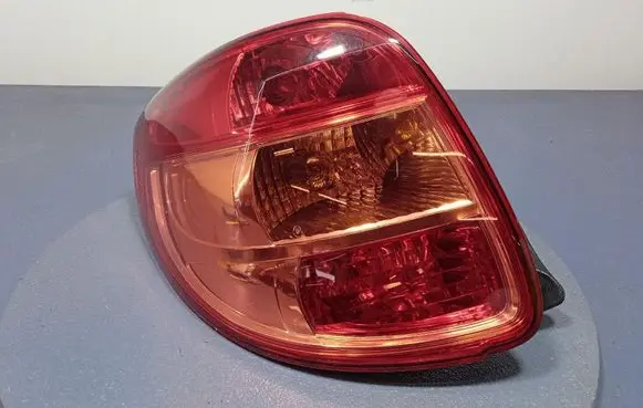 Suzuki SX4 Rear/tail lights 220-16684