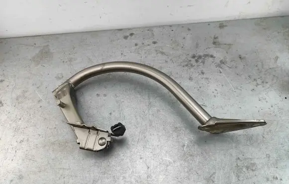 Volkswagen PASSAT CC Tailgate/trunk/boot hinge 3C8827302A