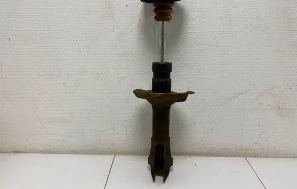 Volkswagen Polo III 6N 6N2 6NF Front shock absorber/damper 6N0413031M 6N0413031 82490255654