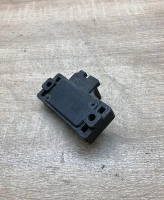 Opel Astra G Air pressure sensor 8768197