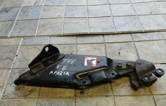Mazda 5 Sliding door lower roller guide/hinge 