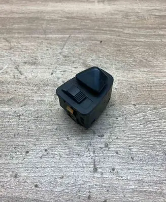 BMW 3 E46 Wing mirror switch 8373691